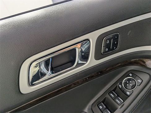 Used 2014 Ford Explorer Limited image 14