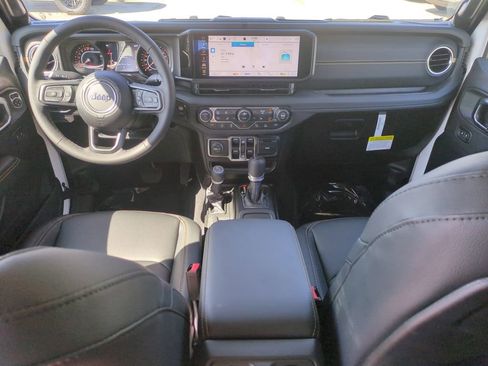 New 2026 Jeep Gladiator Sahara image 16