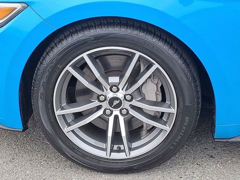 Used 2017 Ford Mustang GT image 10