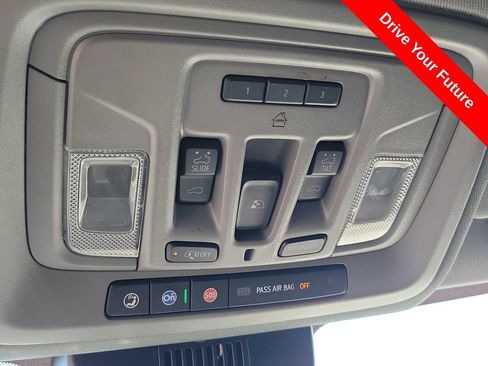 Used 2023 GMC Sierra 1500 Denali w/ Denali Reserve Package AWD/4WD image 18