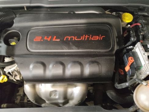 Used 2018 Jeep Compass Limited w/ Navigation Group image 30