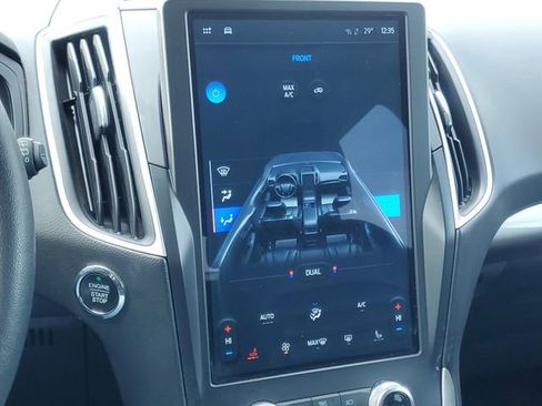 Used 2024 Ford Edge SEL image 22
