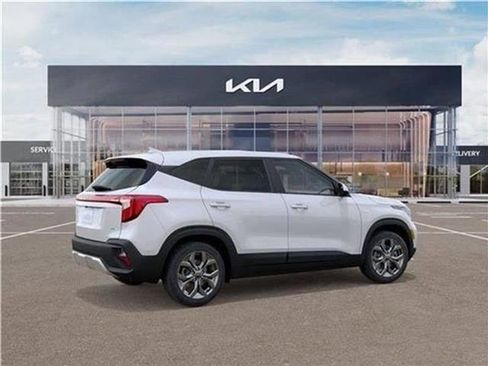 New 2026 Kia Seltos LX image 33