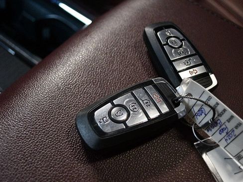 Used 2024 Ford Expedition Limited AWD/4WD image 83