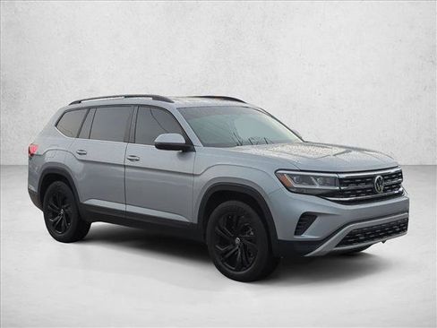 Used 2022 Volkswagen Atlas SE FWD image 3