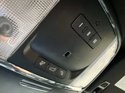 Used 2021 Jeep Grand Cherokee Laredo X AWD/4WD image 26
