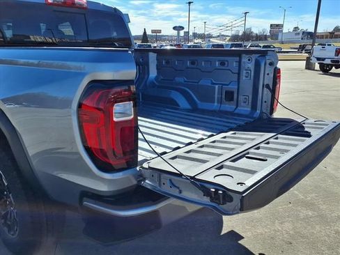New 2026 GMC Canyon AT4 AWD/4WD image 28