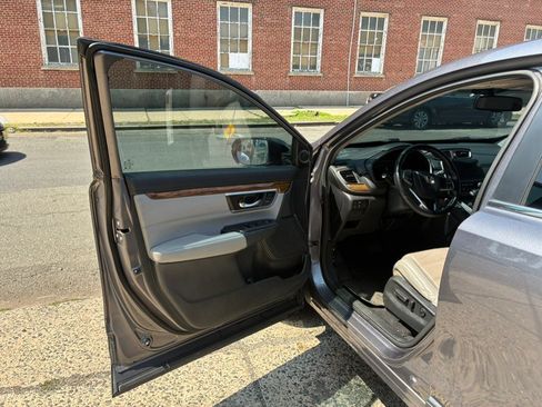 Used 2018 Honda CR-V EX-L image 17