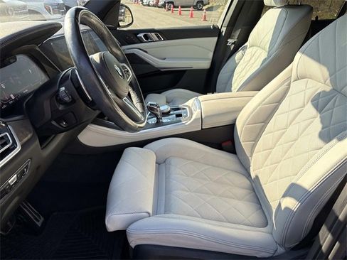 Used 2023 BMW X5 sDrive40i w/ Executive Package image 27