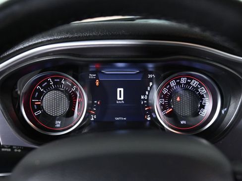 Used 2019 Dodge Challenger R/T w/ Driver Convenience Group image 16