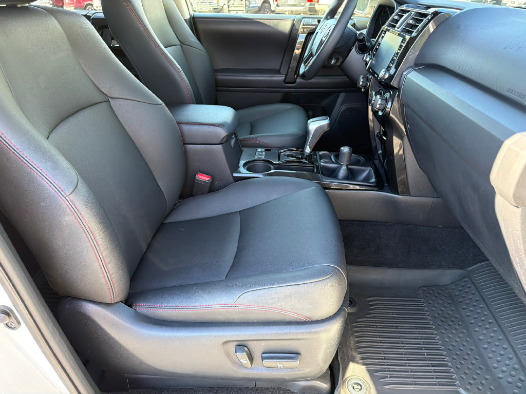 Used 2020 Toyota 4Runner TRD Off-Road Premium w/ Moonroof Package AWD/4WD image 13