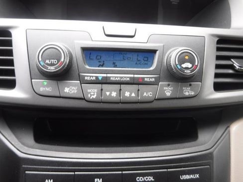 Used 2013 Honda Odyssey EX image 38