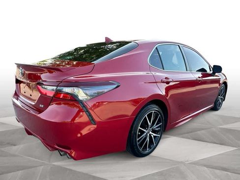 Used 2023 Toyota Camry SE FWD image 8