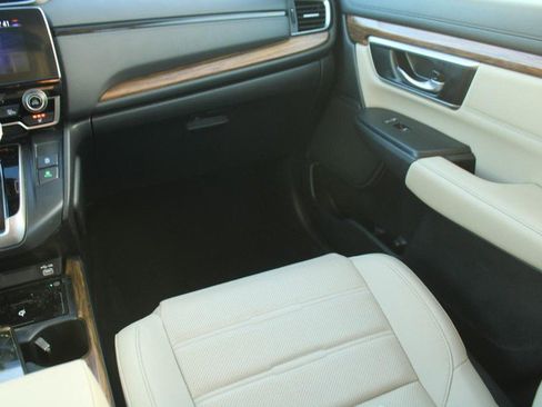 Used 2021 Honda CR-V Touring image 14