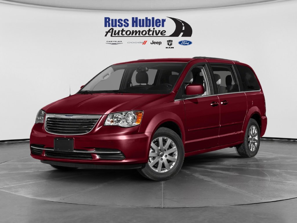 Used 2016 Chrysler Town & Country Touring w/ Driver Convenience Group FWD image 1