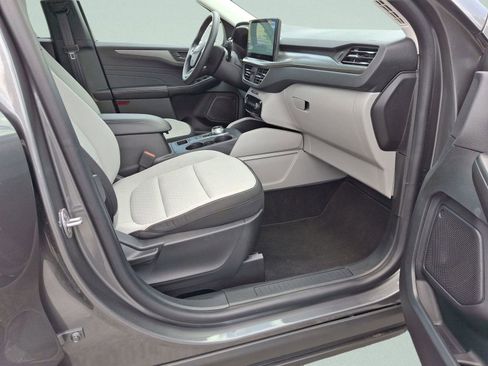 Used 2025 Ford Escape Active w/ Tech Pack #1 image 7