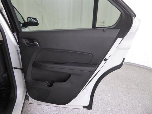 Used 2015 Chevrolet Equinox LT w/ Driver Convenience Package image 31