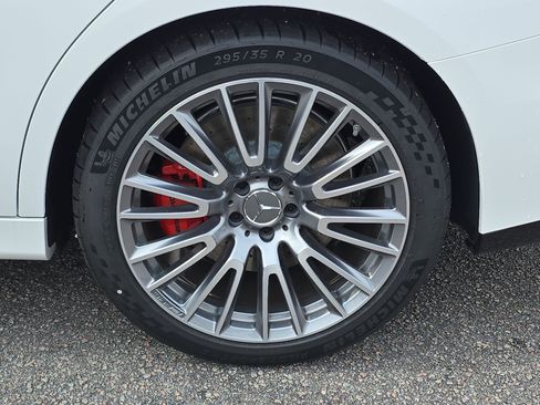 New 2026 Mercedes-Benz E 53 AMG e 4MATIC Sedan image 34