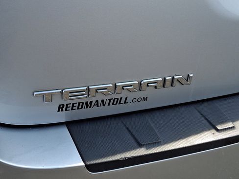 Used 2015 GMC Terrain SLT FWD image 29