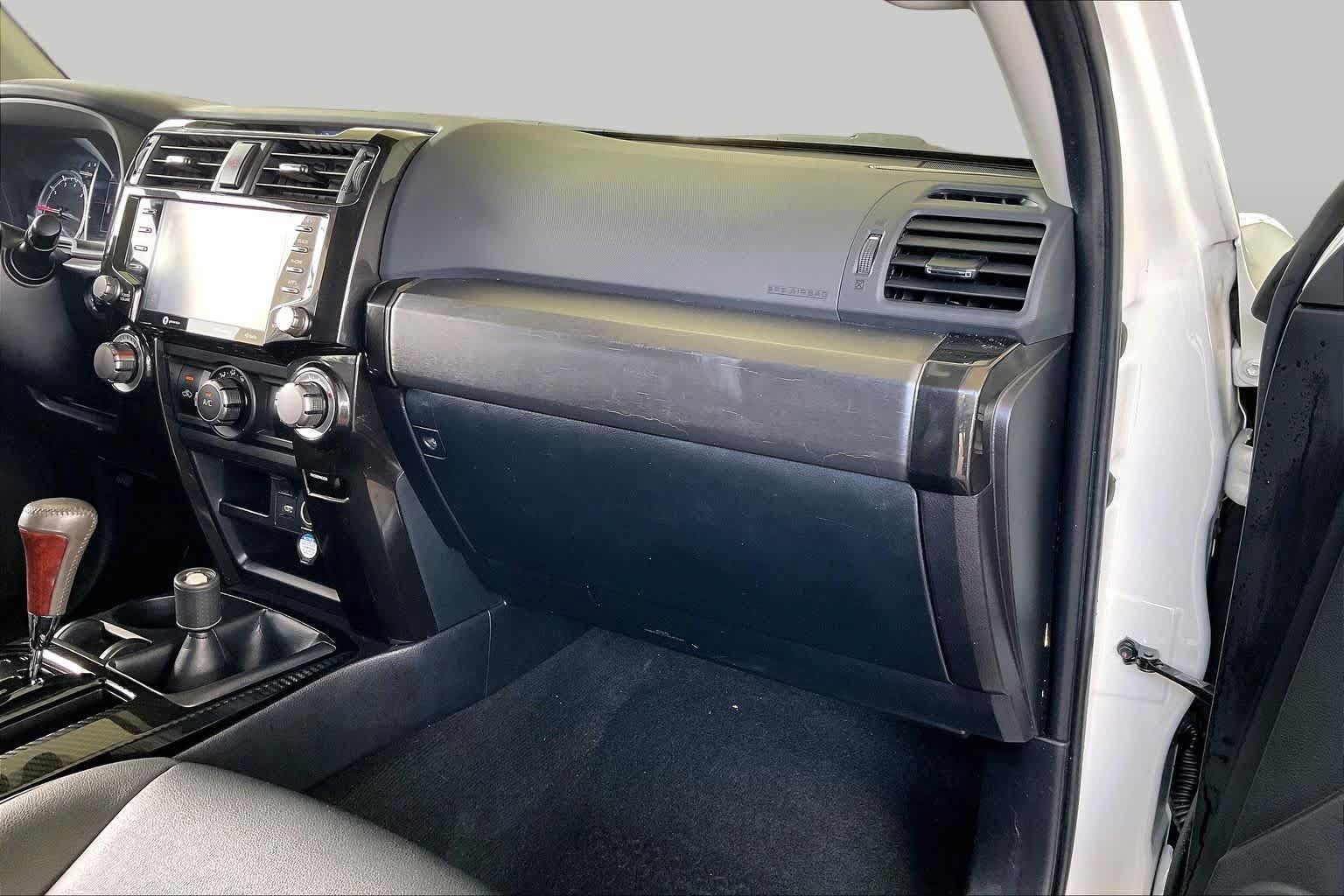 Used 2021 Toyota 4Runner TRD Off-Road Premium AWD/4WD image 17