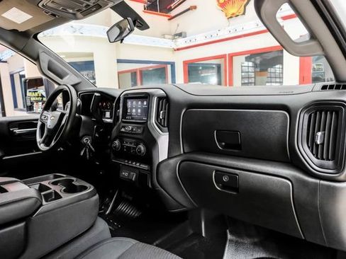 Used 2021 Chevrolet Silverado 2500 W/T w/ WT Convenience Package image 15