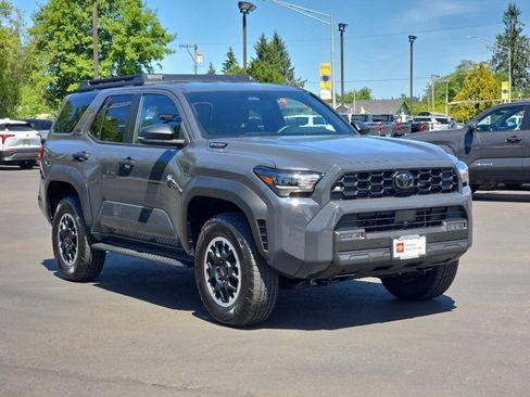 Used 2025 Toyota 4Runner TRD Off-Road AWD/4WD image 2