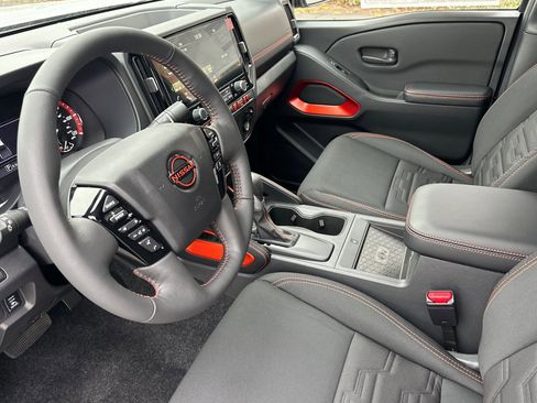 New 2026 Nissan Frontier Pro-X w/ Pro-X Convenience Package image 10