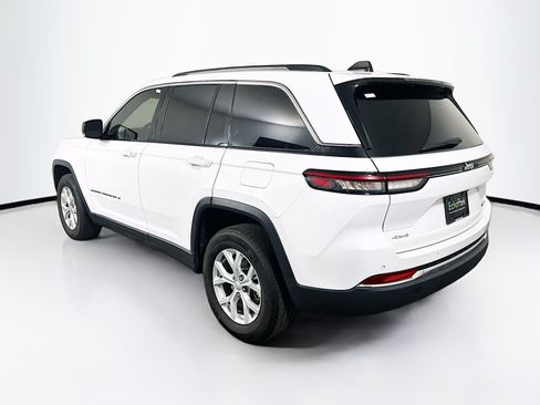 Used 2023 Jeep Grand Cherokee Limited AWD/4WD image 5
