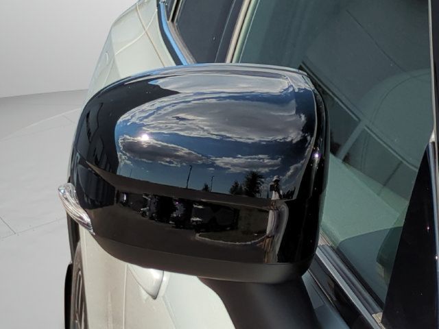 New 2026 Volvo XC60 B5 Plus AWD/4WD image 26
