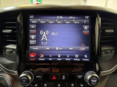 Used 2020 RAM 3500 Laramie image 27