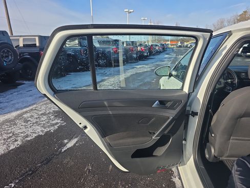 Used 2018 Volkswagen GTI S image 16