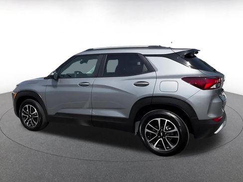 Used 2025 Chevrolet TrailBlazer LT image 10