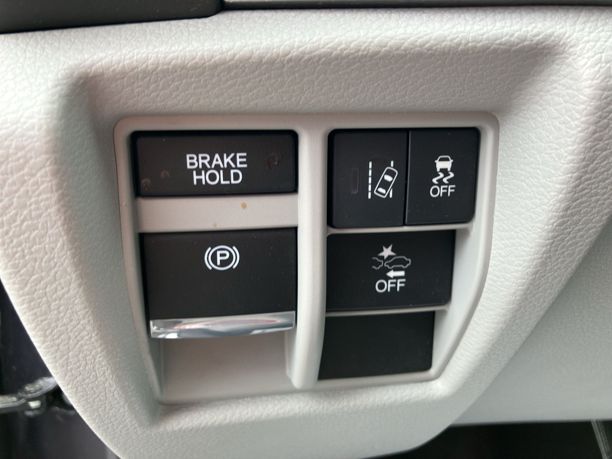 Used 2017 Acura MDX SH-AWD image 14