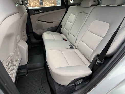 Used 2017 Hyundai Tucson SE image 24