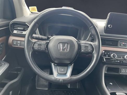 Certified 2023 Honda Pilot Elite image 12