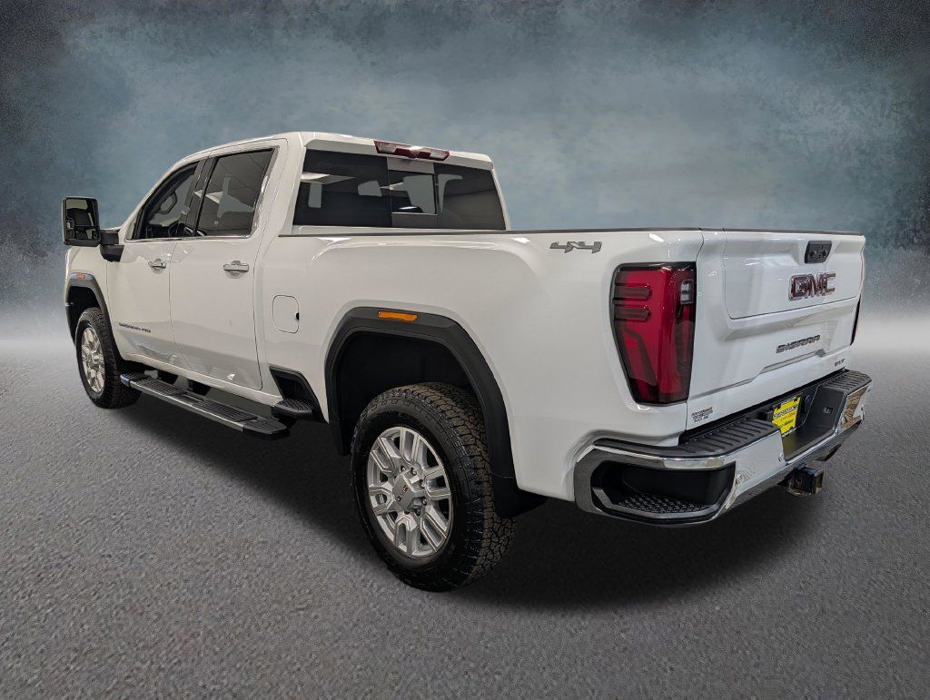 Used 2024 GMC Sierra 3500 SLT w/ SLT Convenience Package AWD/4WD image 7