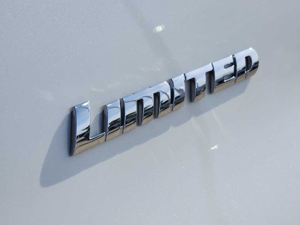 Certified 2022 Toyota 4Runner Limited AWD/4WD image 14