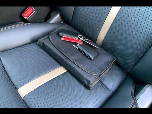 New 2025 MAZDA CX-90 3.3 Turbo S w/ Premium Package image 11