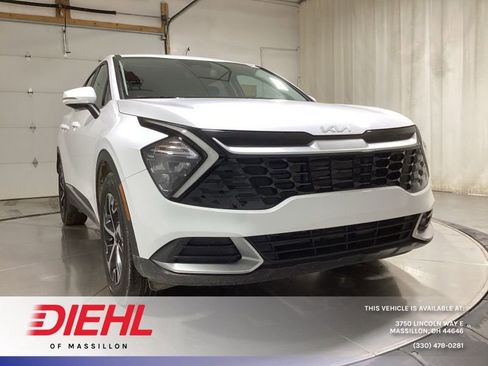 Certified 2023 Kia Sportage EX image 1