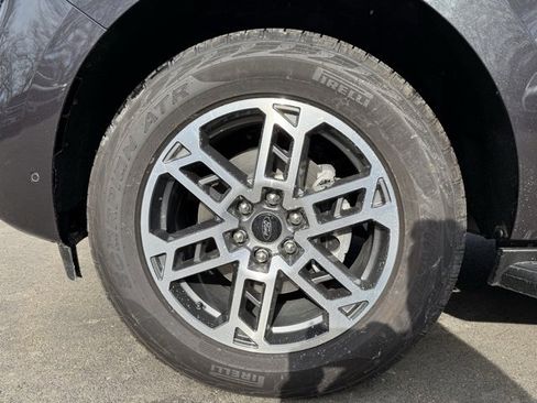 New 2025 Ford Expedition Max Active image 9