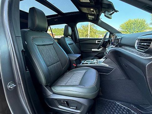 Used 2023 Ford Explorer Timberline w/ Timberline Technology Package AWD/4WD image 14