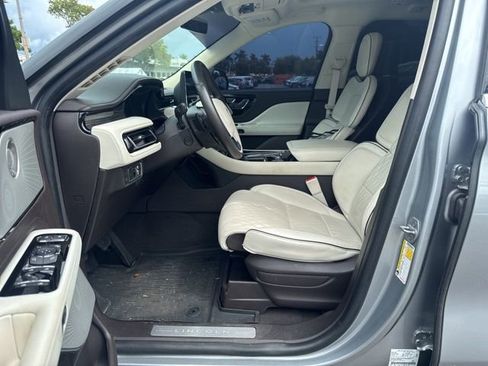 Used 2023 Lincoln Aviator Black Label Grand Touring w/ Class IV Trailer Tow Package image 10