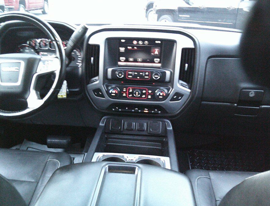 Used 2015 GMC Sierra 2500 SLT w/ Suspension Package, Off-Road AWD/4WD image 16