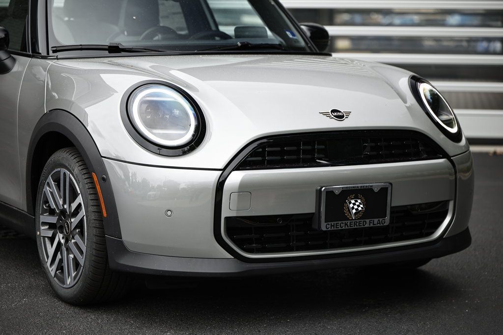 New 2026 MINI Cooper 4-Door Hardtop FWD image 2