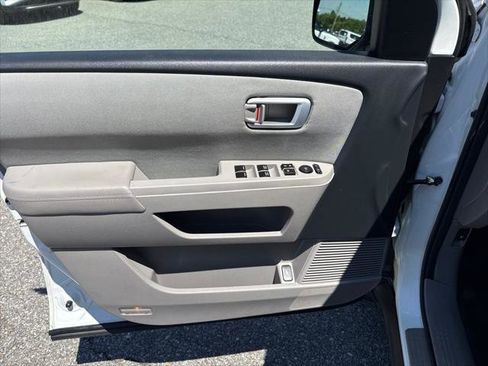 Used 2014 Honda Pilot LX image 14