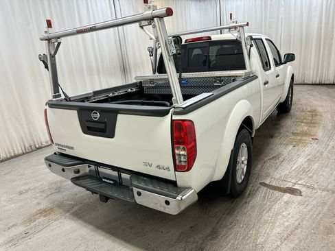 Certified 2020 Nissan Frontier SV image 10