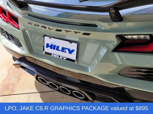 Used 2024 Chevrolet Corvette Z06 w/ Z07 Performance Package image 6