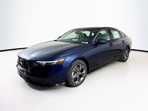 New 2025 Honda Accord EX-L image 4
