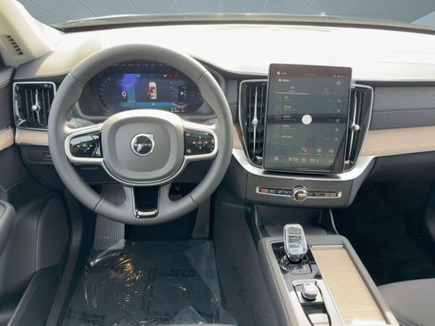 New 2026 Volvo XC90 T8 Plus w/ Protection Package image 27