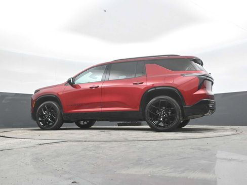 Used 2024 Chevrolet Traverse RS w/ LPO, Floor Liner Package AWD/4WD image 47
